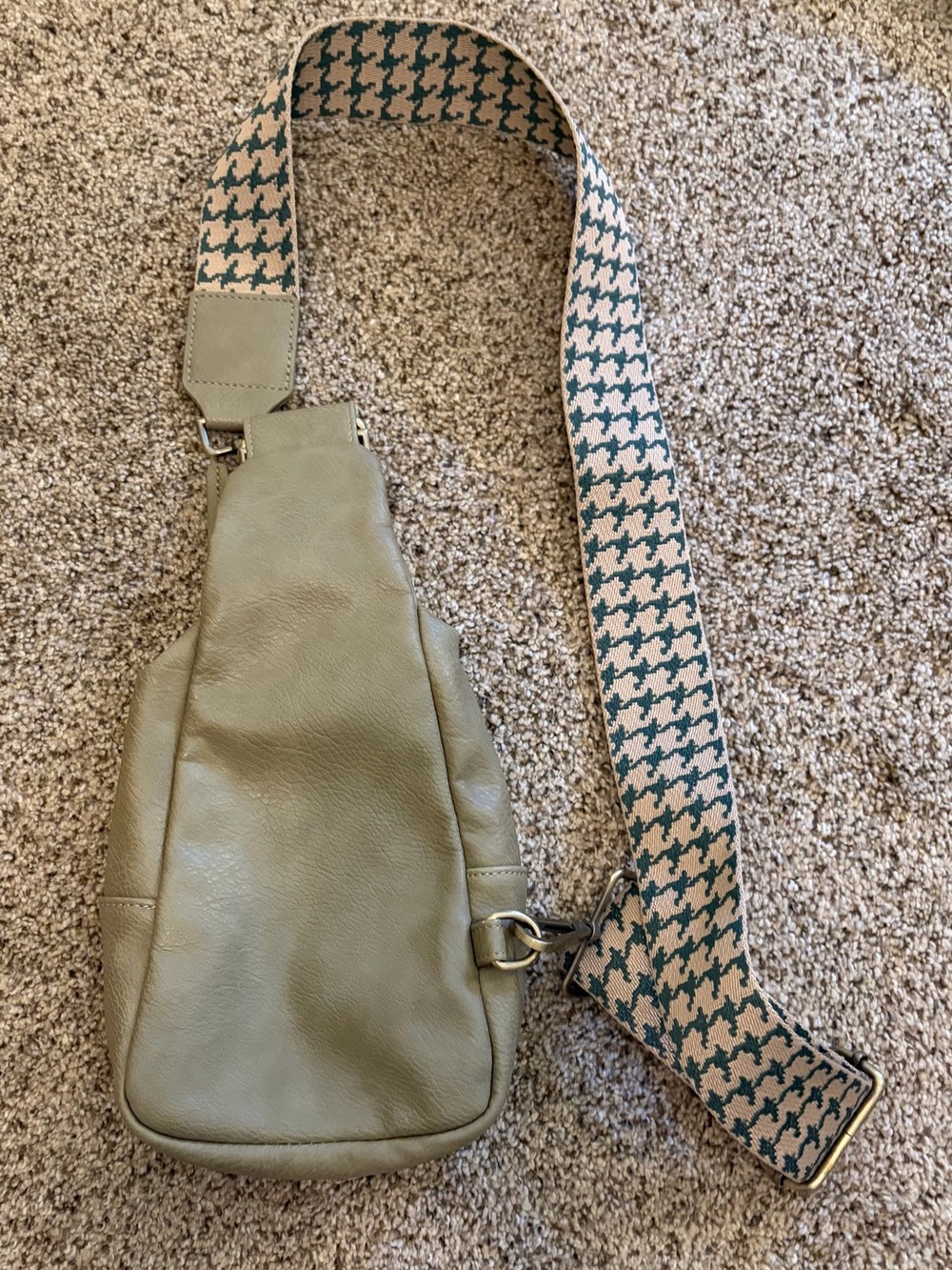 Anthropologie sling bag - Picture 2 of 7